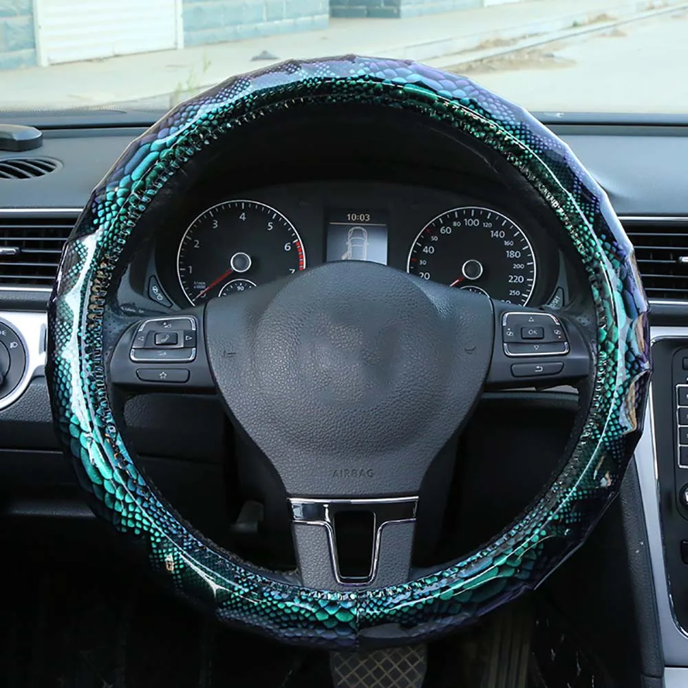 

QFHETJIE New Shiny Car Steering Wheel Cover for Men and Women Four Seasons Universal Non-slip Wear-resistant Fashion Pull Wind