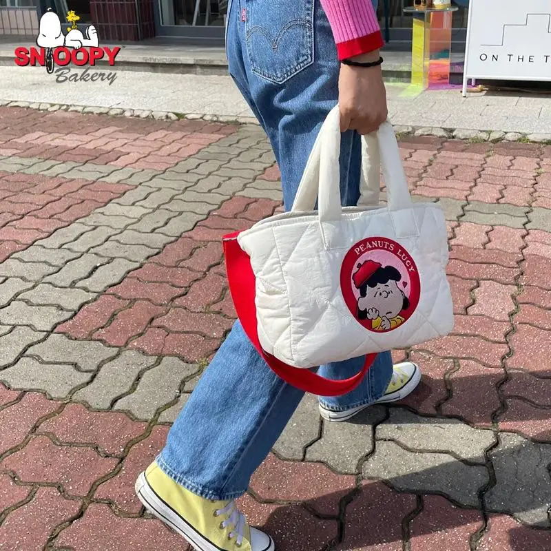 

Fashion Snoopy Winter Handbag Cartoon Cute Space Cotton Down Jacket Shoulder Messenger Bag Girl Creativity Set Anime Decor Gift