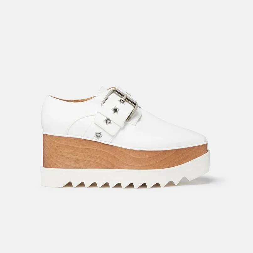 Женские однотонные туфли на плоской подошве