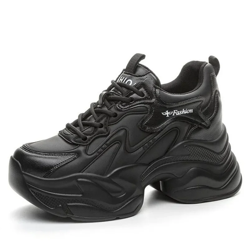 Женские кроссовки на танкетке 9 см натуральная кожа Вулканизированная подошва