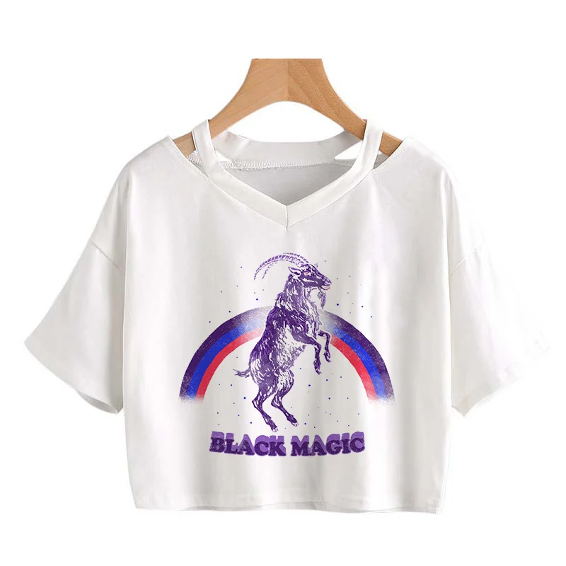 Женский укороченный топ с коротким рукавом черный в стиле панк-рок V-образным