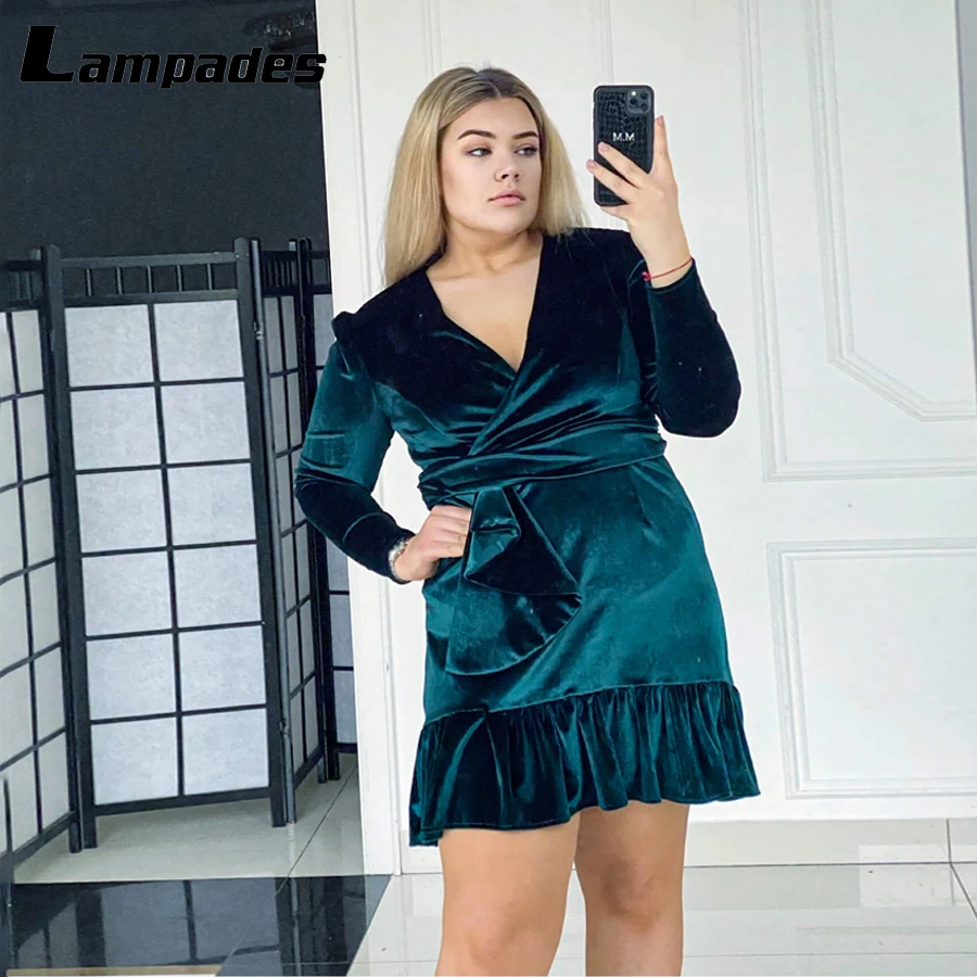 

V-neck Velvet Silk Short Evening Dress Plus Size 3/4 Sleeves Wedding Dress Woman Guest Emerald Green Dresses