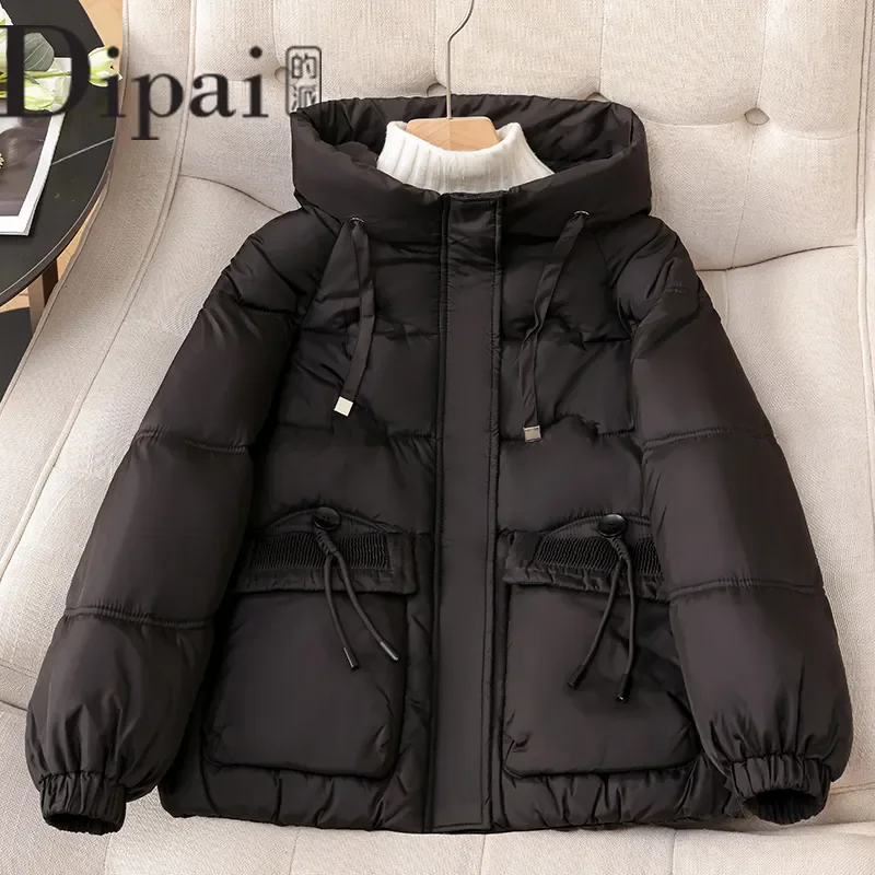 Зимняя куртка для женщин легкая на белом утином пуху короткие толстые теплые