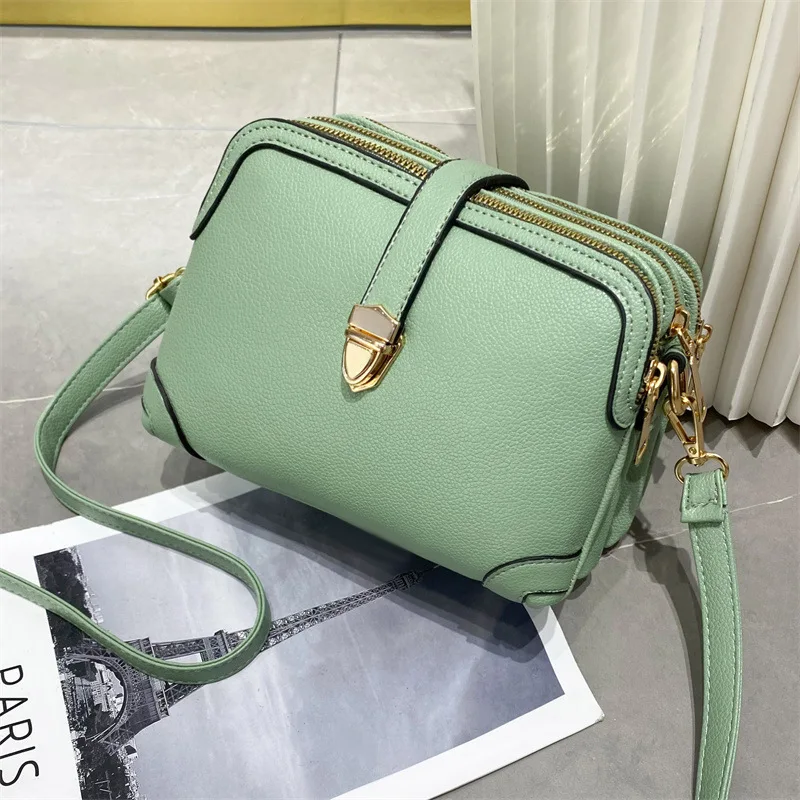

High Quality Women's Bag In Winter 2022 Hot New Multi-layer Texture Single Shoulder Simple Small Square Bag for Women
