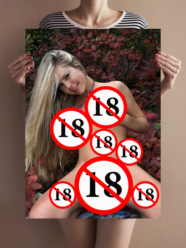 

Женский абстрактный постер на холсте