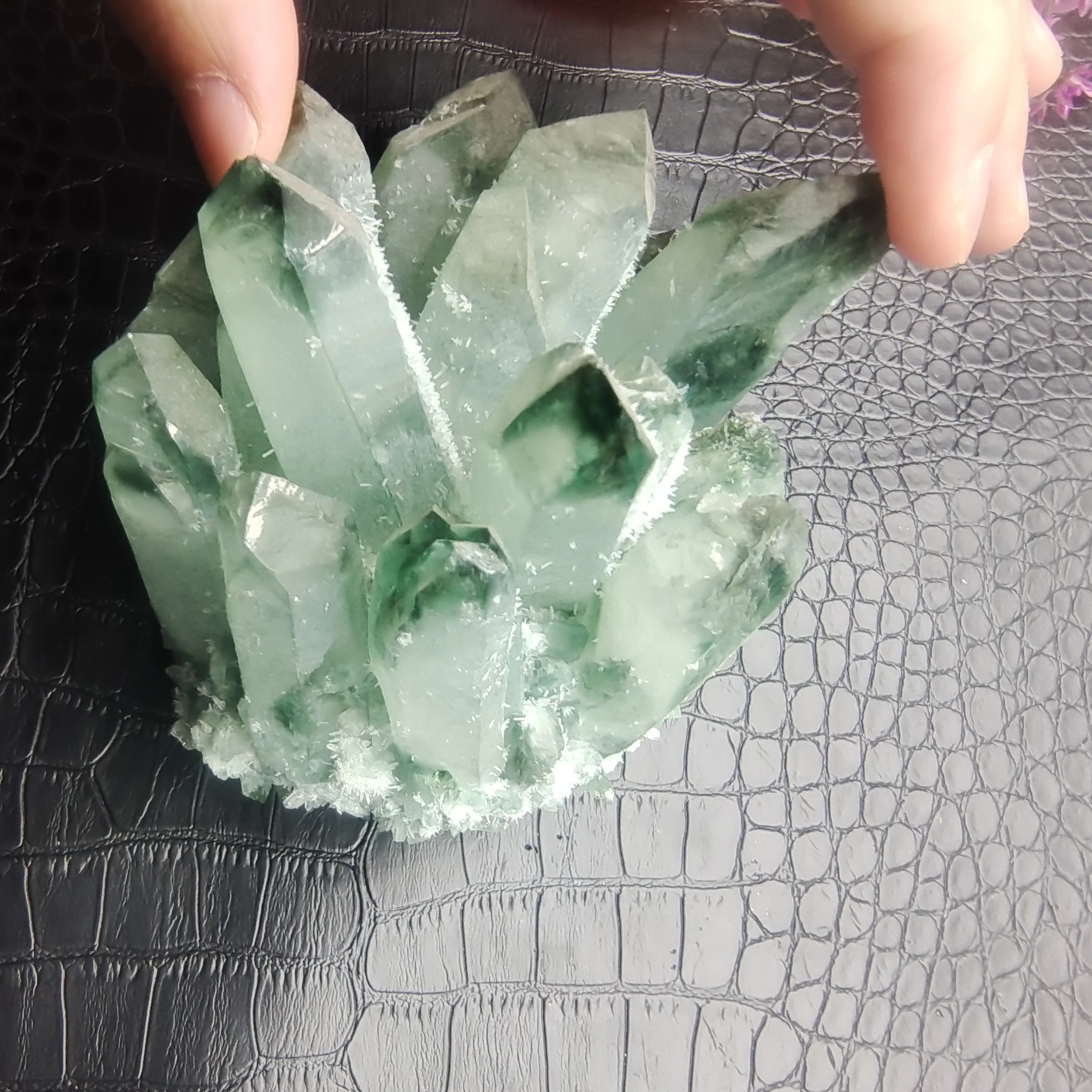 

Natural Rare green Quartz Crystal Cluster Mineral Specimen Healing