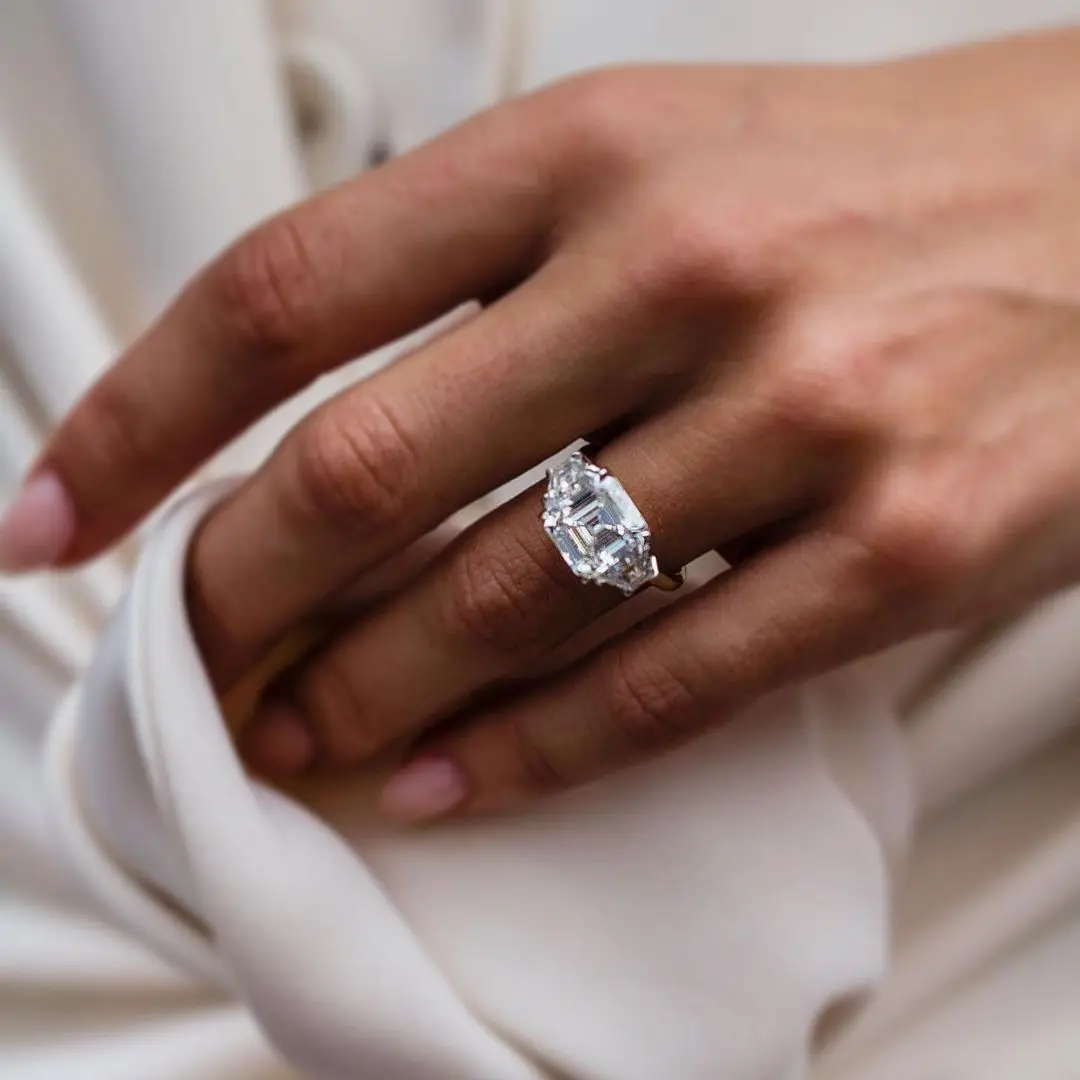 JOVOVASMILE Square Moissanite Ring 4.5carat 9.5x9.5mm Asscher Cut Two-Tone 18k Yellow White Rose Gold With 2.2mm Solitaire Band