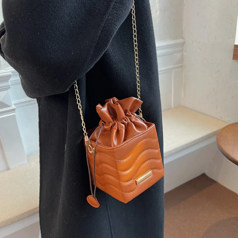 

Texture fashion personality Mini chain single shoulder small bag women's 2021 autumn and winter new foreign style messenger