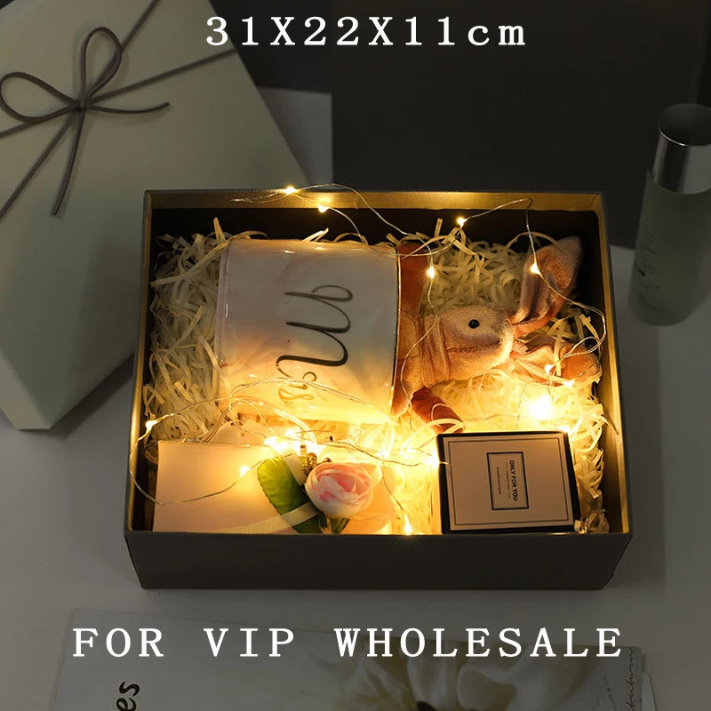 

31X22X11cm 20pcs vip wholesale customized logo packaging candy blue gift box birthday decoration