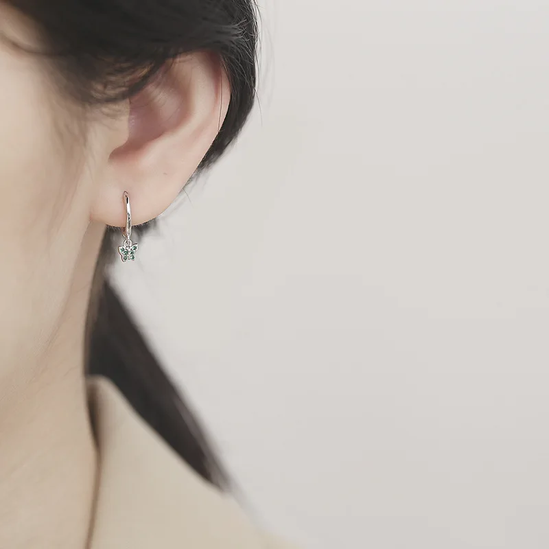 Женские серьги-Обручи из серебра 925 пробы с цирконом