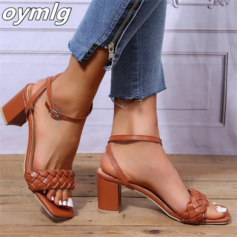 

2022 summer new fashion open-toe one-word belt sandals women's braided temperament thick-heeled high-heeled shoes spot