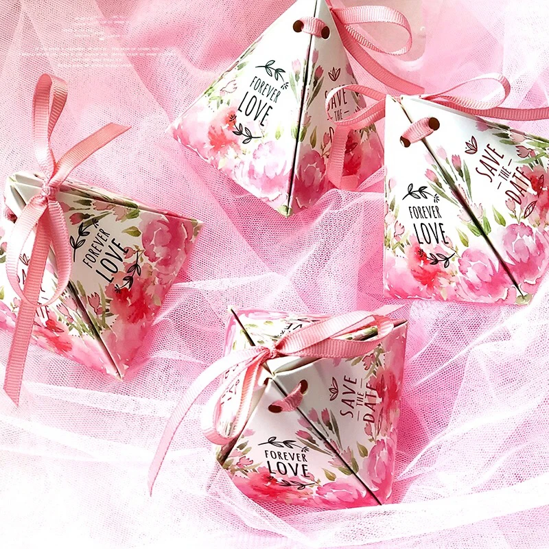 

100 x New Creative Pink Floral flower Triangular Pyramid Wedding Favors Candy Boxes Party decoration Gift Box