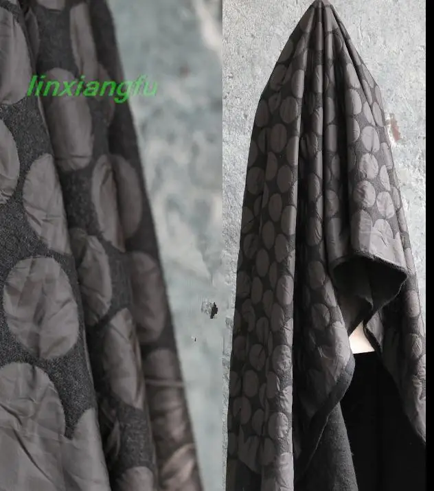 

Heavyweight special textured fabrics, double-layer composite wool fabrics, recycled coat fabrics, designer fabrics