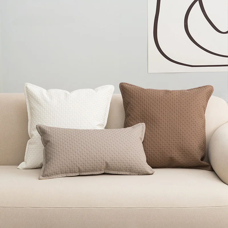 Кожаный чехол для подушки в скандинавском стиле однотонный кремово-коричневый
