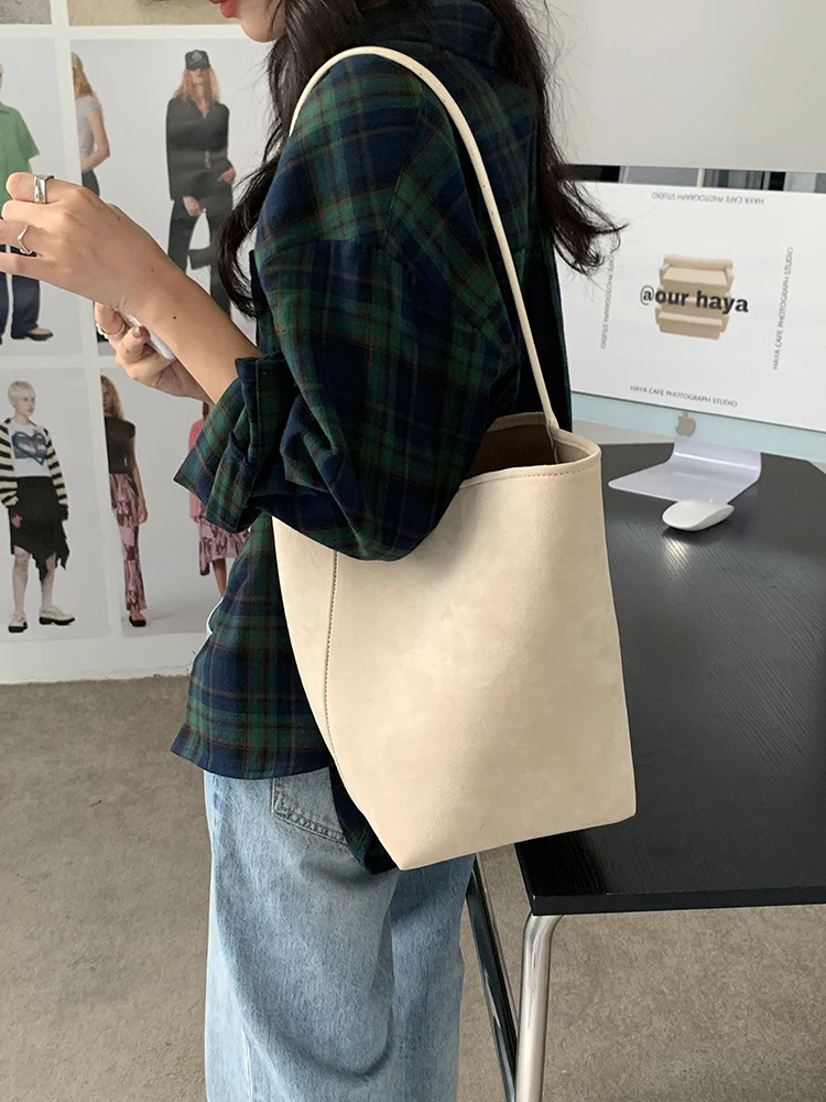 Винтажные простые модные замшевые сумки на плечо 2024 подходящая ко всему