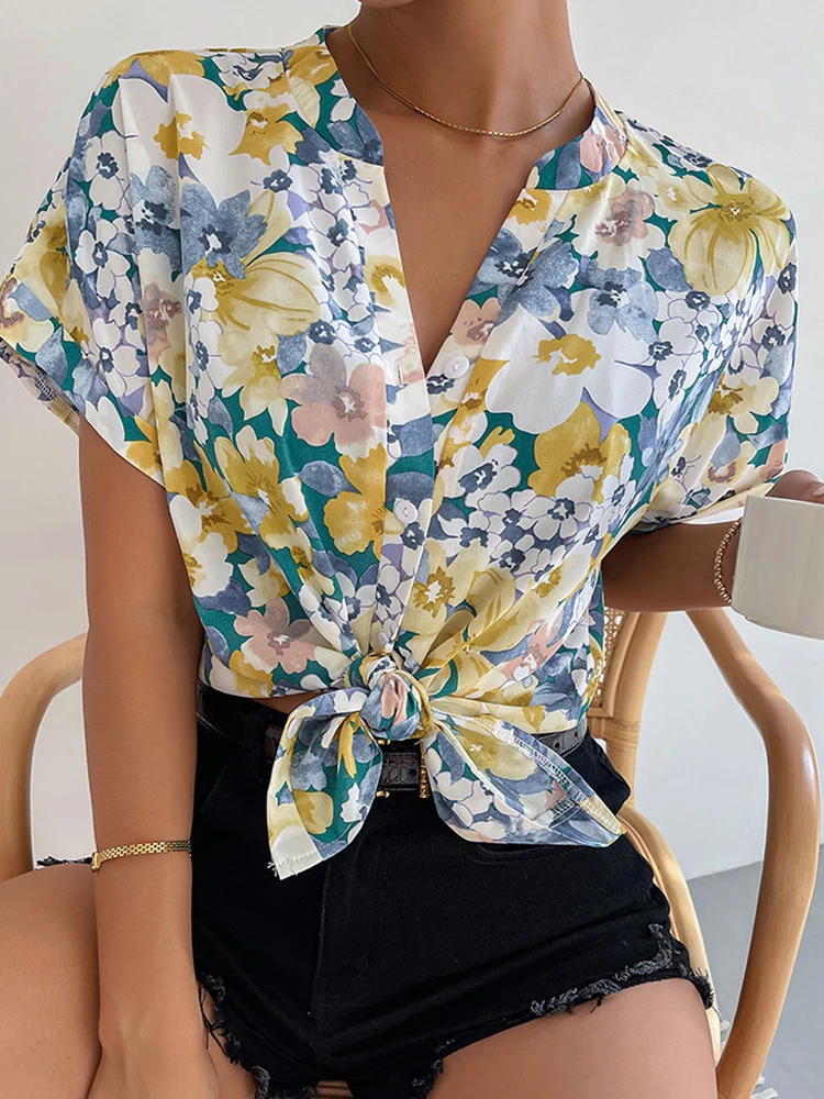 

Elegant Short Sleeve V Neck Single Breasted Shirt Lady Summer Fashion Floral Print Sweet Shirts Women Casual Loose Street Shirts