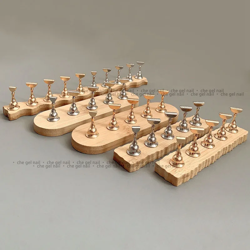 

Japanese Nail Art Practice Display Stand Natural Bamboo Wood Holder Base Alloy Crystal Nail Polish Display Stand Manicure Tools
