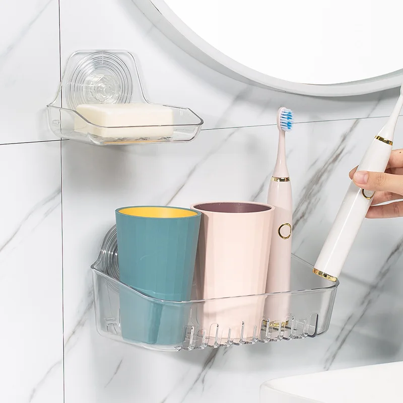 

Для хранения настенной полки в ванной комнате можно вылить воду, а удобная коробка для хранения косметики прочная наклейка