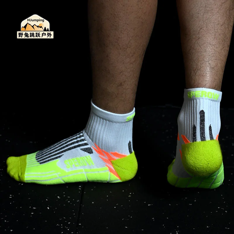 Camping  Outdoor Tool   HJumping  Sports Clothing  Socks(4 pair in one pack）