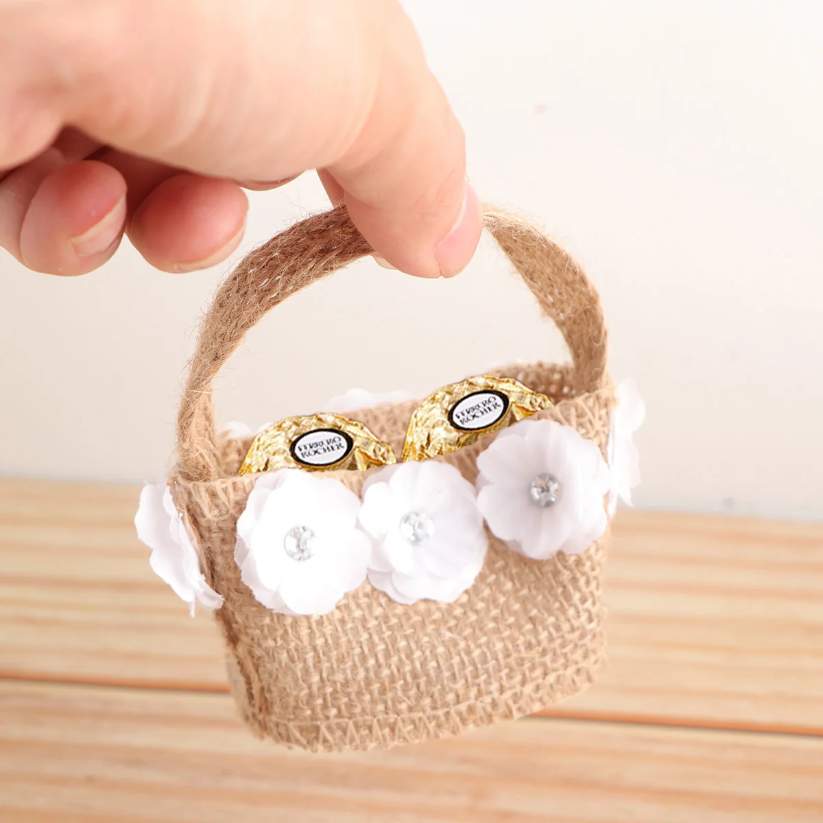 

4 Pcs White Woven Storage Basket Wedding Ceremony Decor Burlap Basket Gift Bag Wedding Basket Burlap Basket Brides Basket Girl