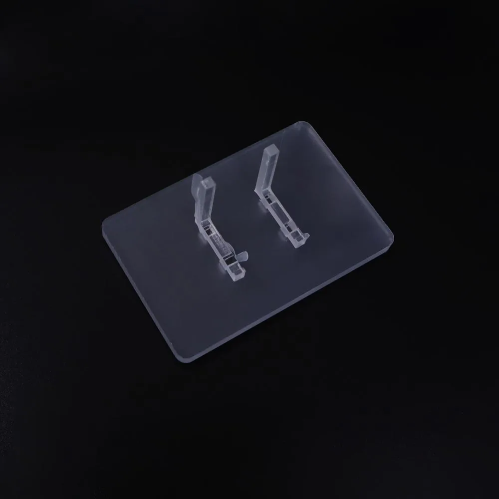 Прозрачный выставочный стенд для консоли Game Boy Advance SP