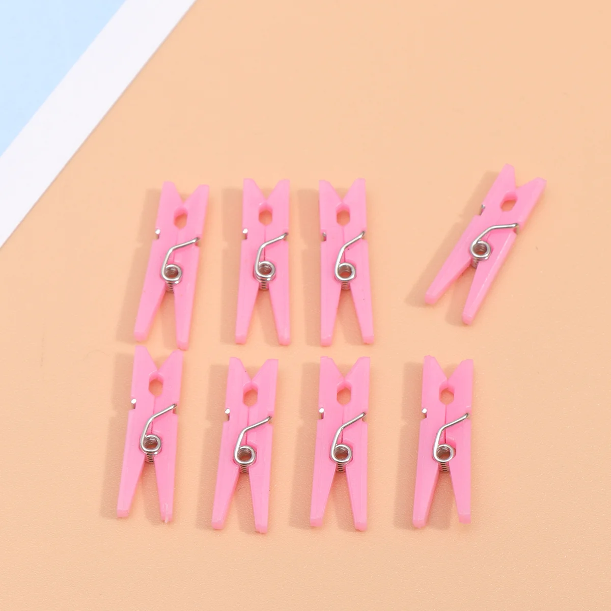 

100pcs Clothespins Wall Hanging Photo Clips Picture Pegs Craft Clips