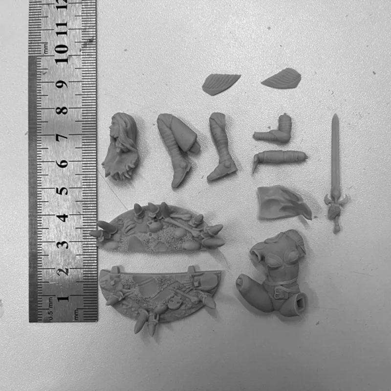 MODX 1/24 Фигурка Женский воин GK набор для сборки