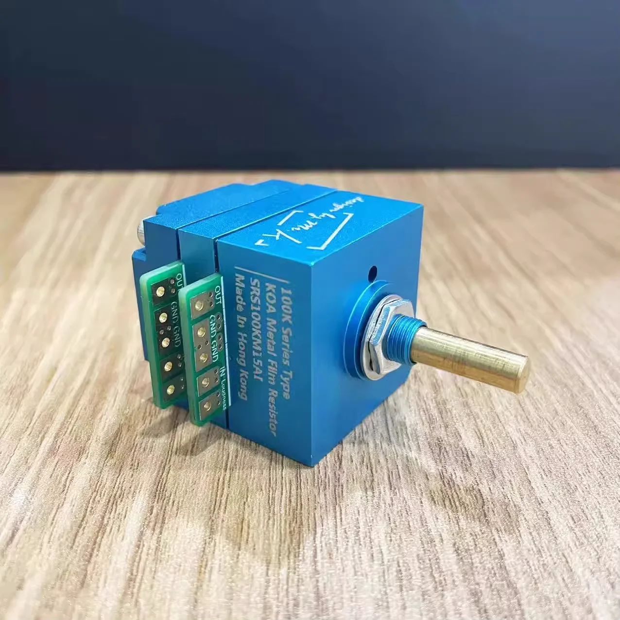 Z-611 Blue Giant 59-уровневый потенциометр громкости шагового двигателя