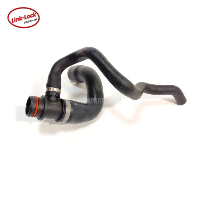 Соединительная муфта водяного насоса охлаждающей жидкости к головке цилиндра