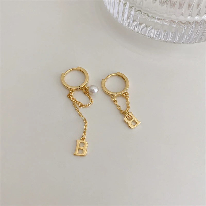 

Letter B Charms Chain Drop Huggie Hoop Earrings For Women Long Tassel Pearl Pendant Asymmetric Korean Style Jewelry