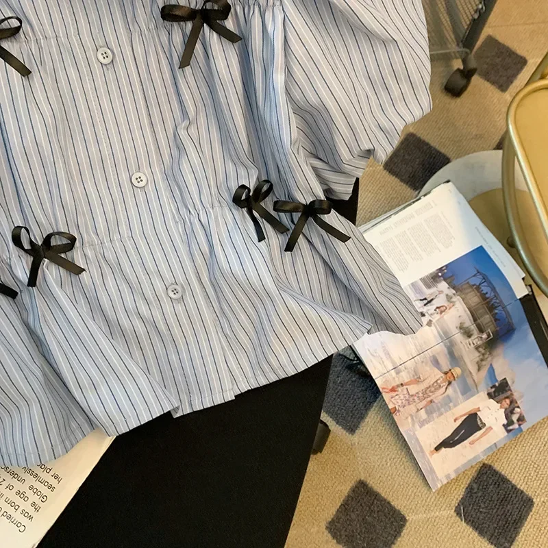 Женская рубашка в стиле пэчворк синюю полоску с бантом лето 2023 французская