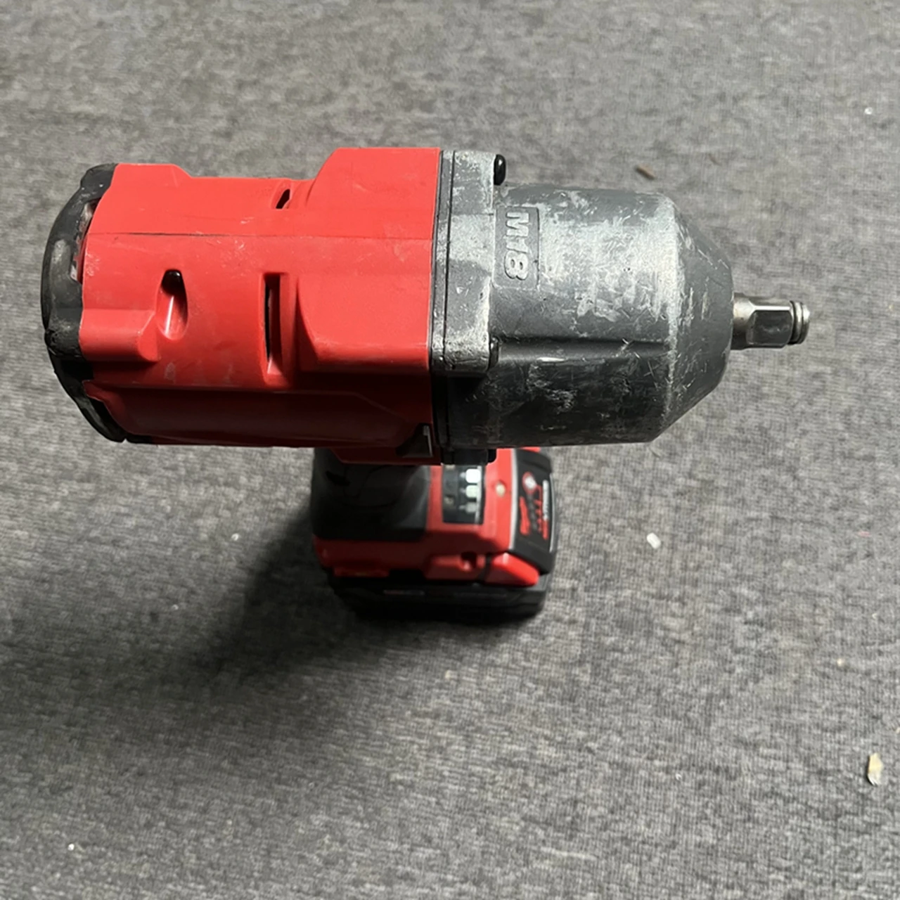 Ударный гайковерт Milwaukee 2767-20 M18 1/2 дюйма с литиевым аккумулятором Ач