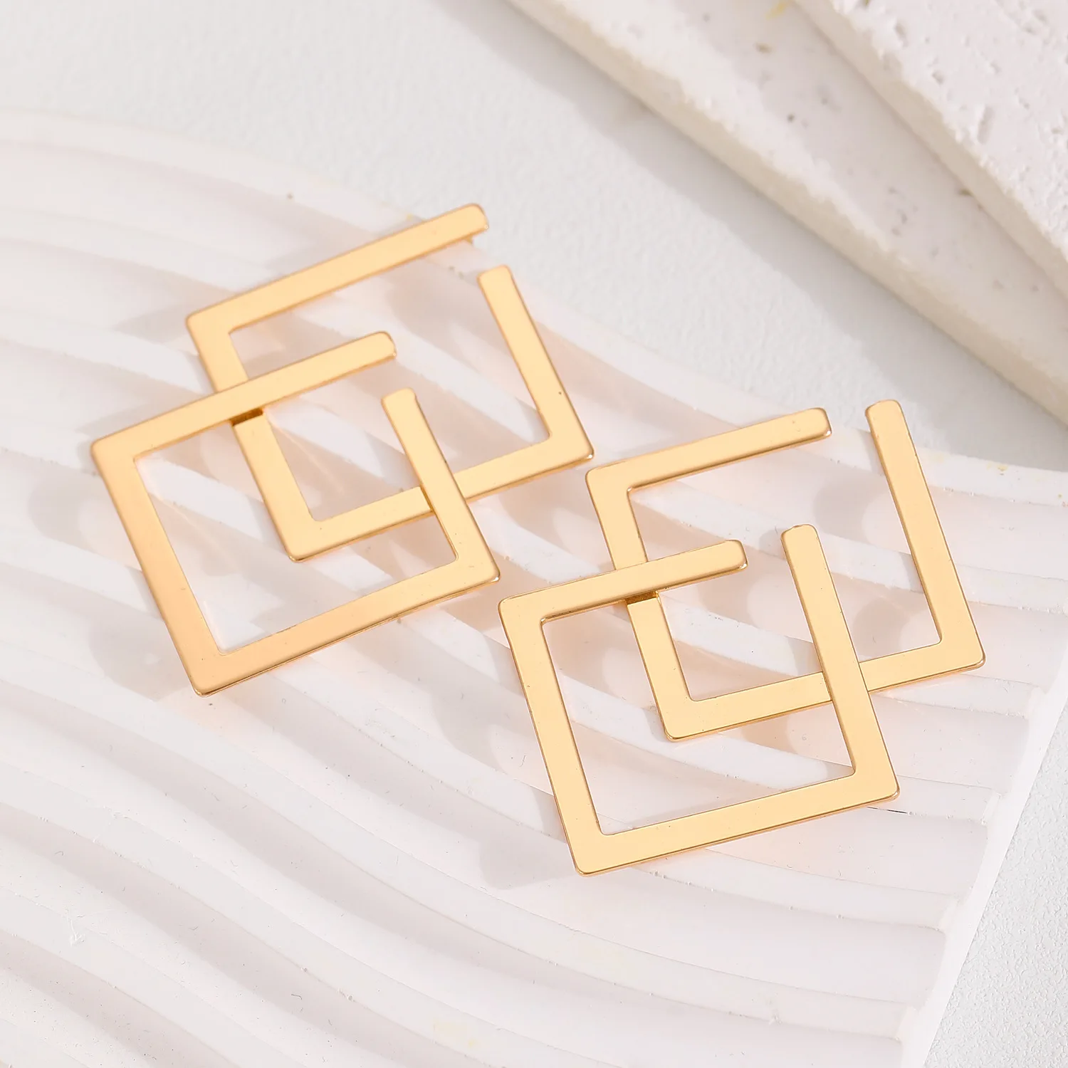 Модные нерегулярные геометрические серьги для женщин металлические ювелирные