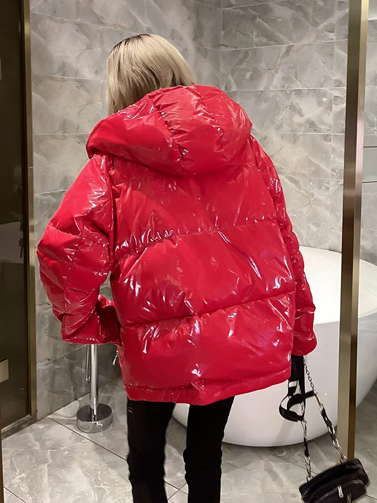 Пуховик женский зимний с воротником-стойкой 90% пуха белой утки