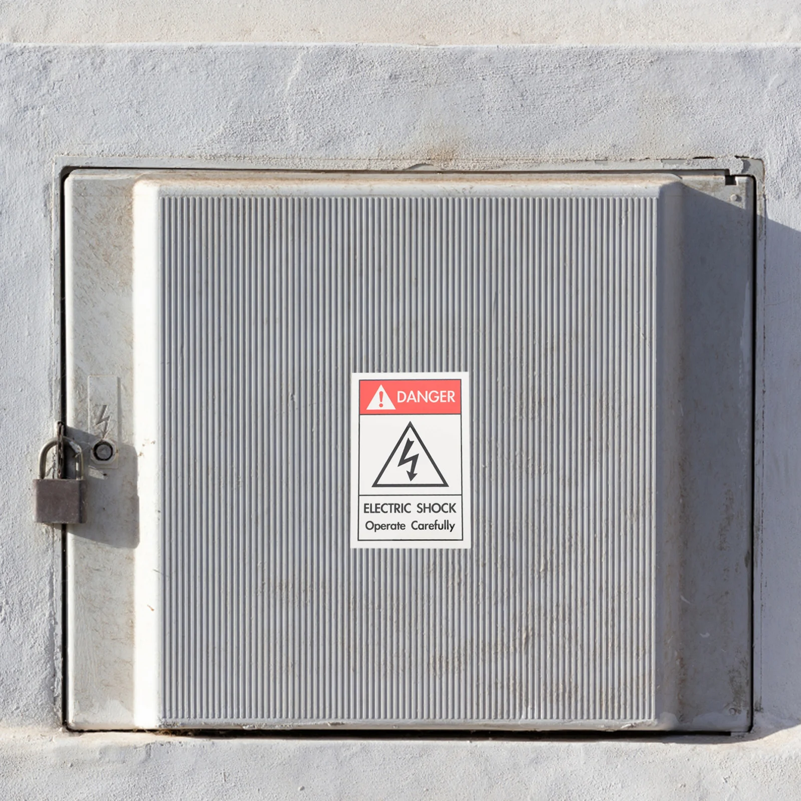 Рисунок 2 - Стикеры с электрошоком