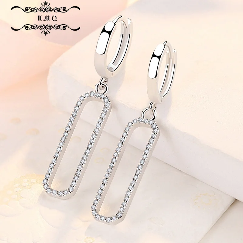 

Прямоугольные серьги из серебра 925 пробы с бриллиантами