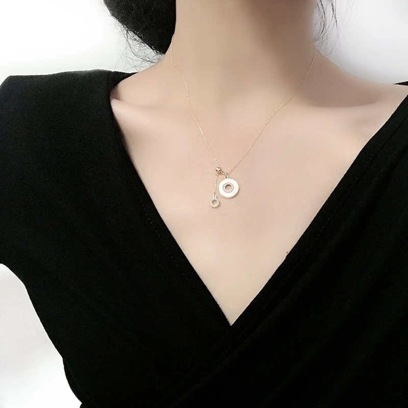 

Hollow Round Pendant Necklace with Zircon Elegant Simple Silver Choker Sweater Chain Jewelry Gift for Women XRQ88