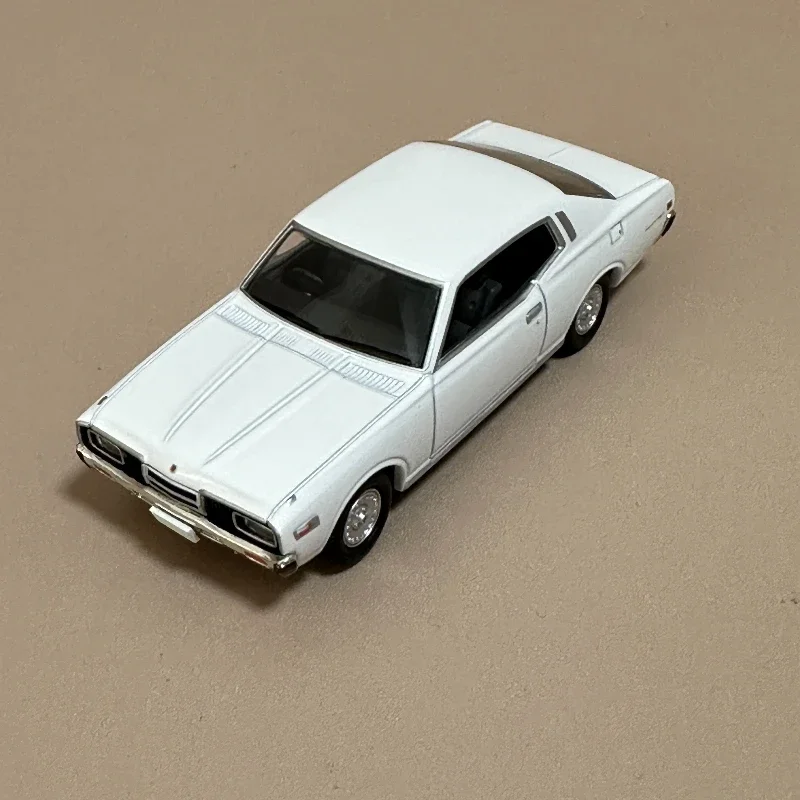 Миниатюрный игрушечный двигатель из сплава Takara Tomica 1/64 TLV-N257a TLV-N258a Cedric/Gloria 2000SGL-E