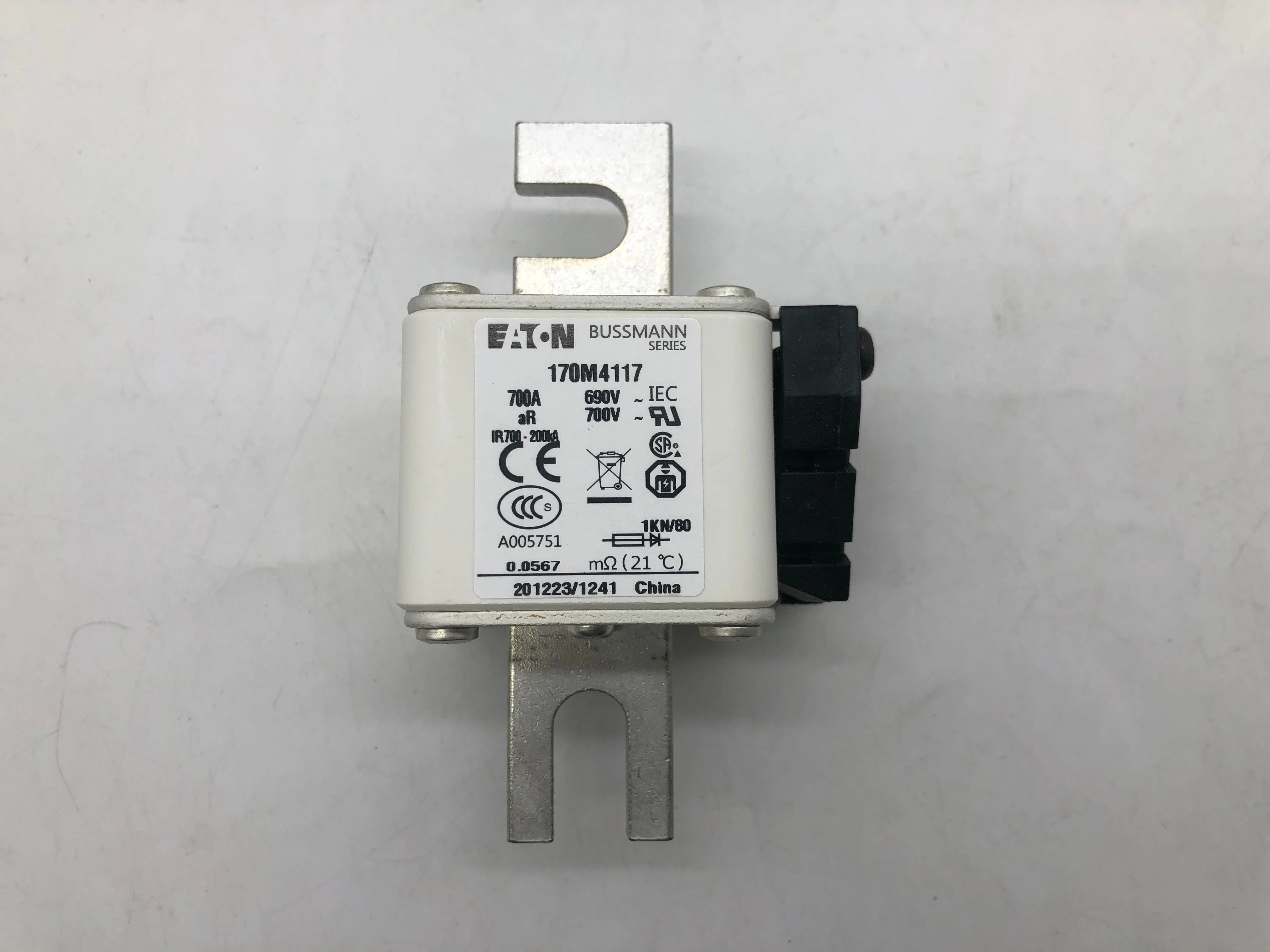 

Новые Предохранители 170M4116 170M4117 170M4118 170M4119