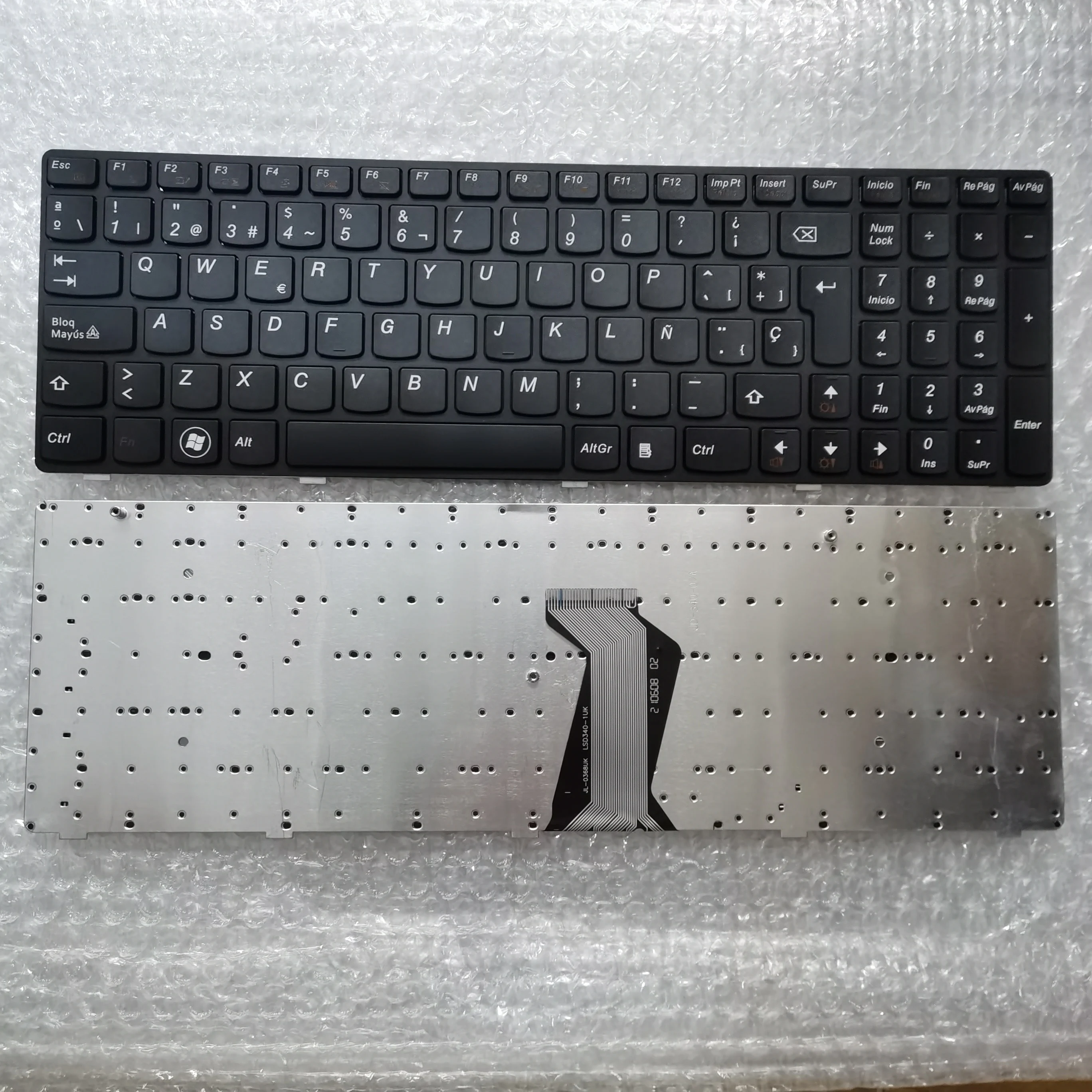 

Клавиатура для ноутбука XIN для LENOVO IdeaPad G580 G585 G580A G585A G590 V580 Z580 Z585 с испанской раскладкой