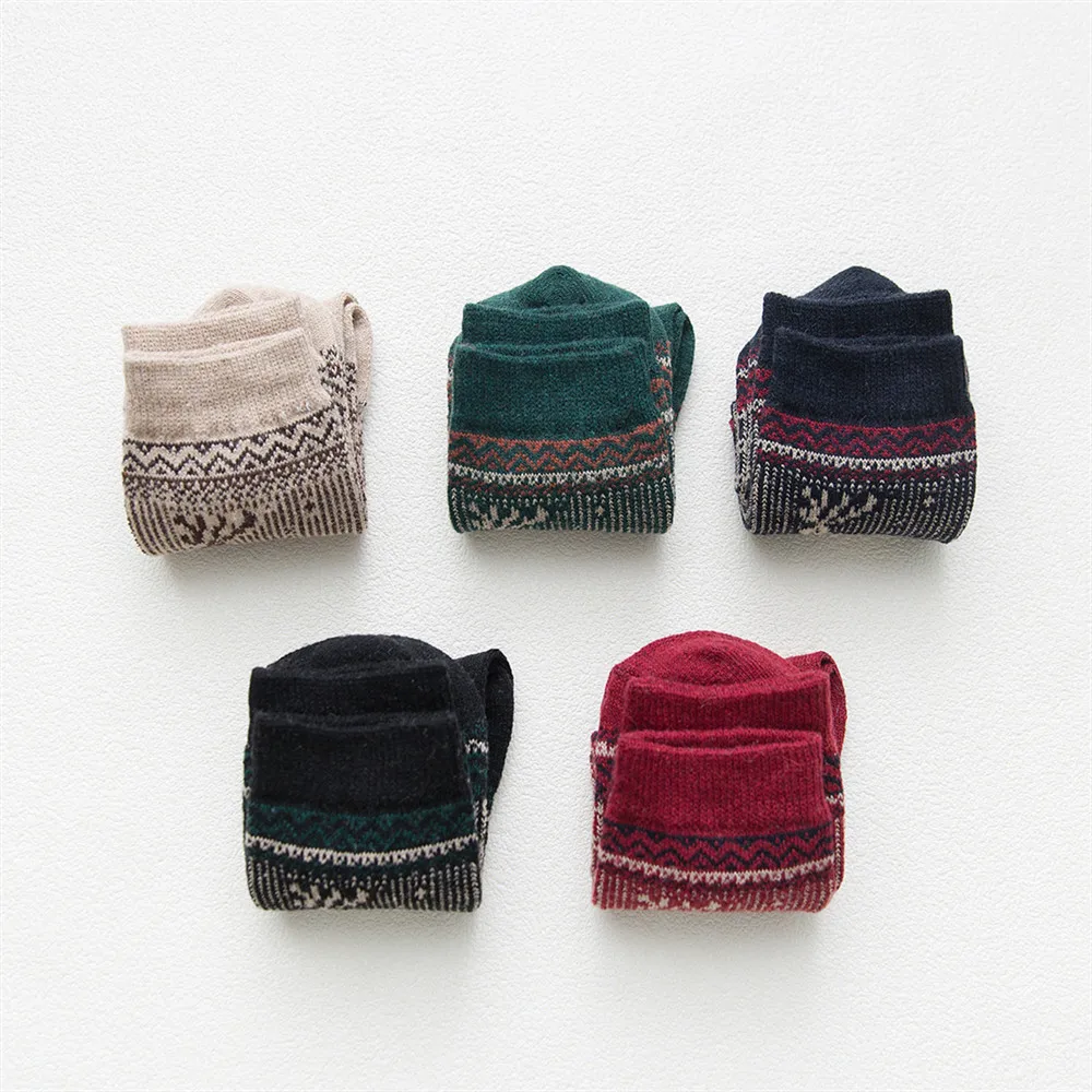 5 Pairs Winter Warm Thicken Thermal Soft Casual Women Wool Socks Cashmere Home Snow Christmas Elk Women Socks
