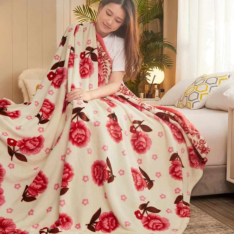 Тонкое летнее одеяло