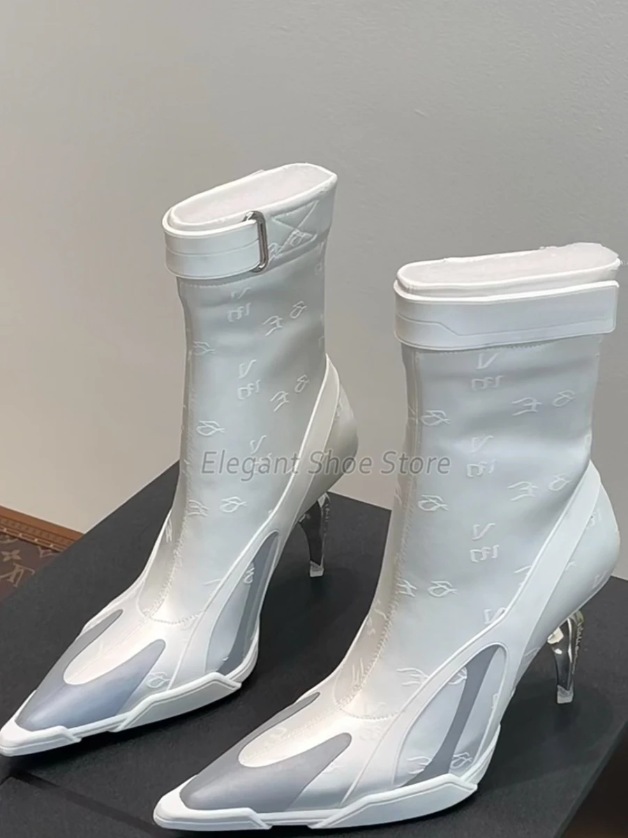 Новинка женские ботильоны на необычном каблуке с острым носком сексуальные