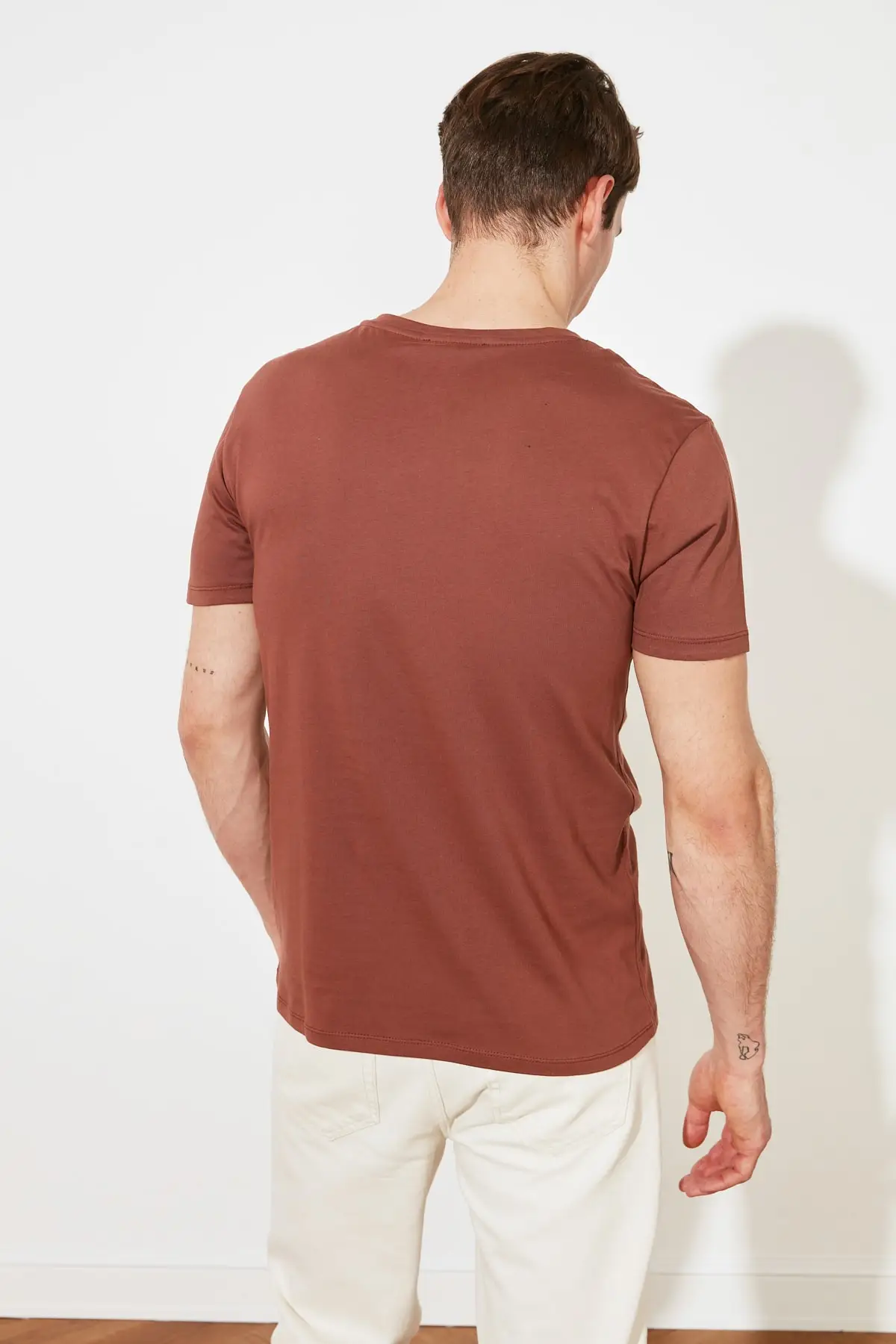 

Trendyol Men 'S Regular Fit Cycling Neck Short-Sleeve Printed T-Shirt TMNSS21TS0963