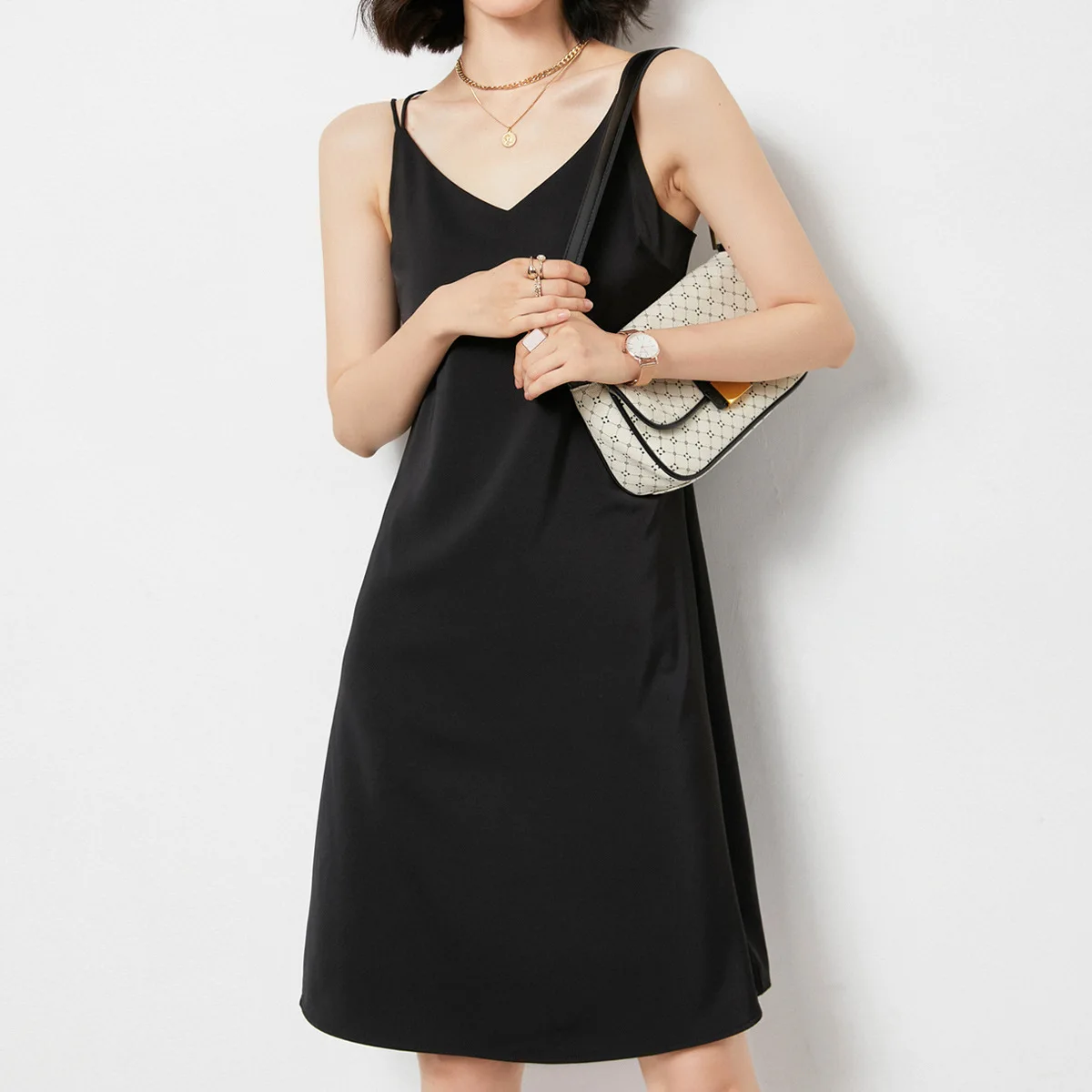 

2022 Double Shoulder Suspender Dress with Mid-length Satin Silk Spring and Summer Outer Wear Bottoming Skirt Women