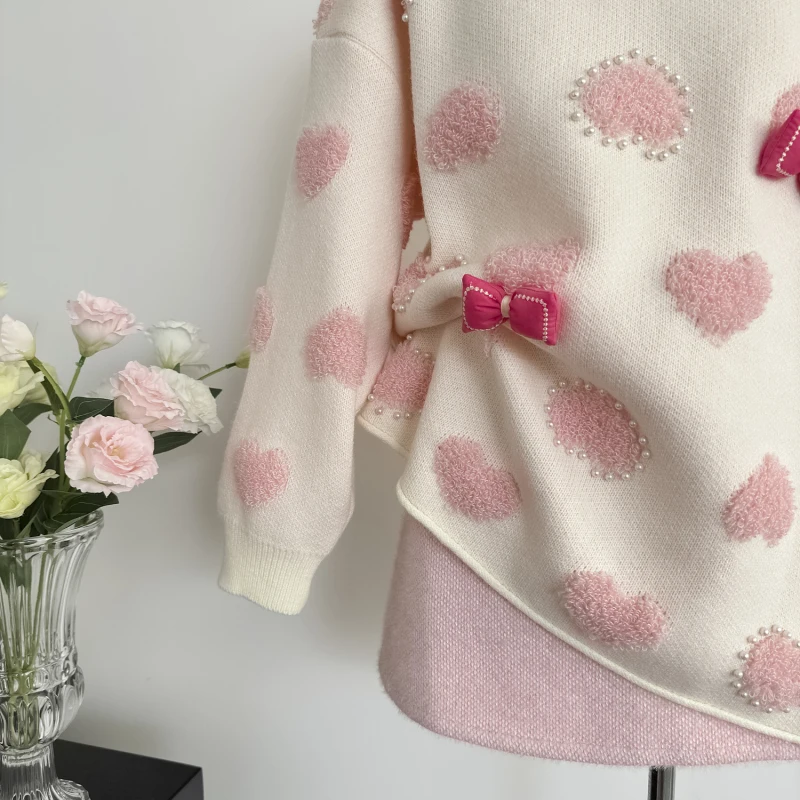 Осень-зима женские вязаные крючком пуловеры с вышивкой Love Pattern темпераментные