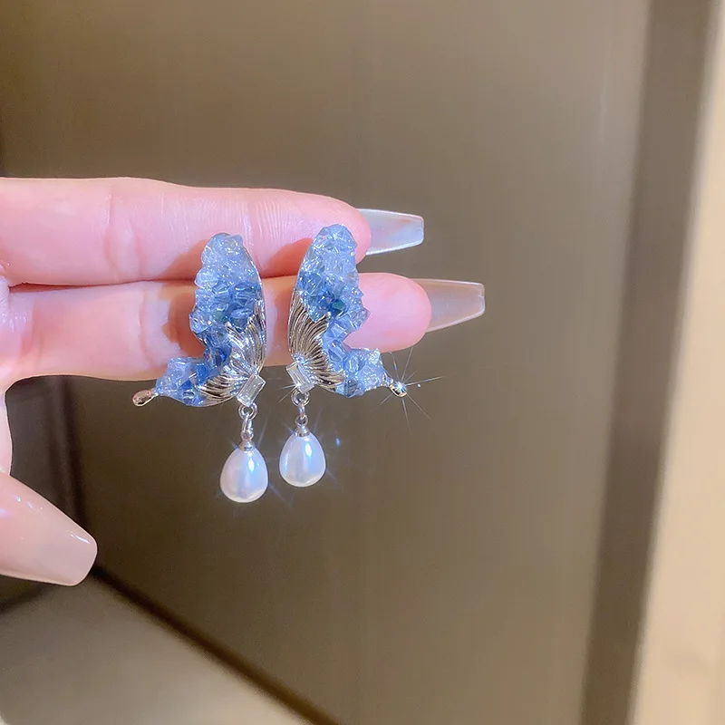 

Silver Color Needle Inlaid Crystal Butterfly Drop Imitative Pearl Earrings Korean Style Earrings Fashion Earrings