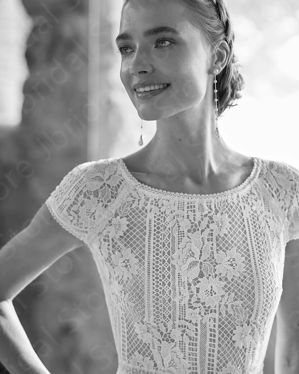 Современные кружевные свадебные платья распродажа 2024 невесты с Боковым Разрезом