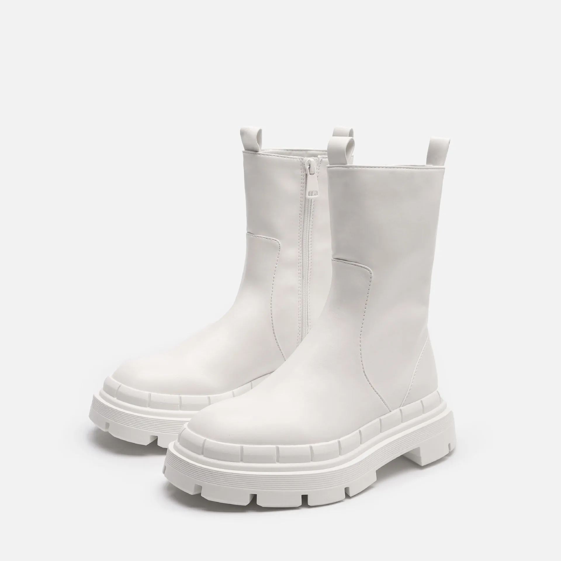 

2022 Popular Fashion Platforms Women Ankle Boots Concise Round Toe Thick Heels Autumn Winter Slim Shoes Woman Outdoor Casual