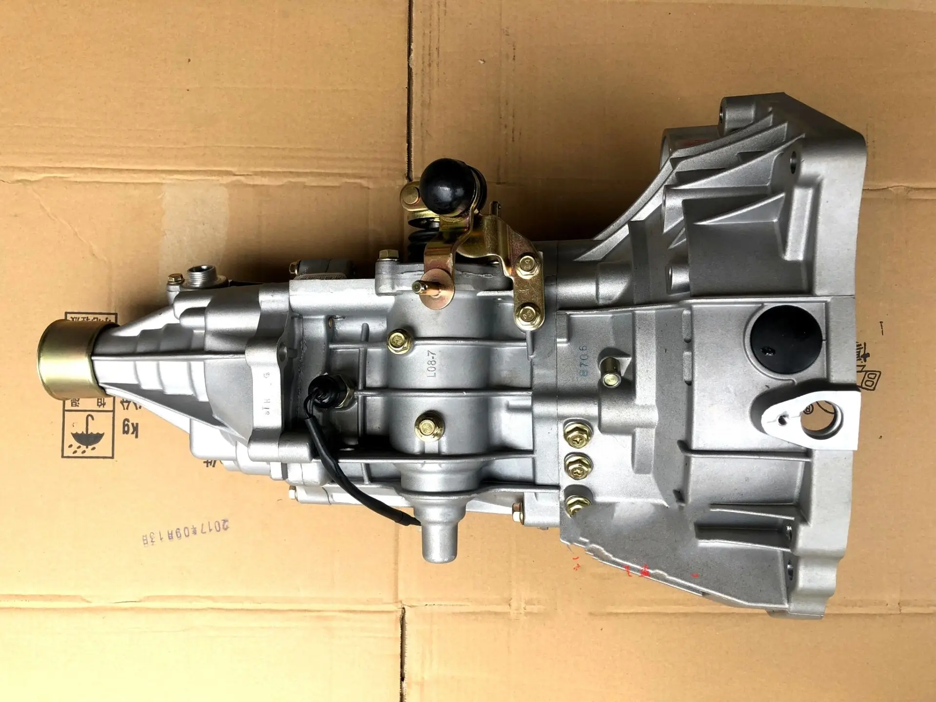 Коробка передач для двигателя Changan Star DFM DFSK JL474 BG13 1 3 л